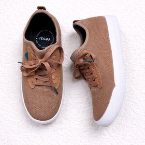 Vessi Women's‎ Weekend light brown size 6